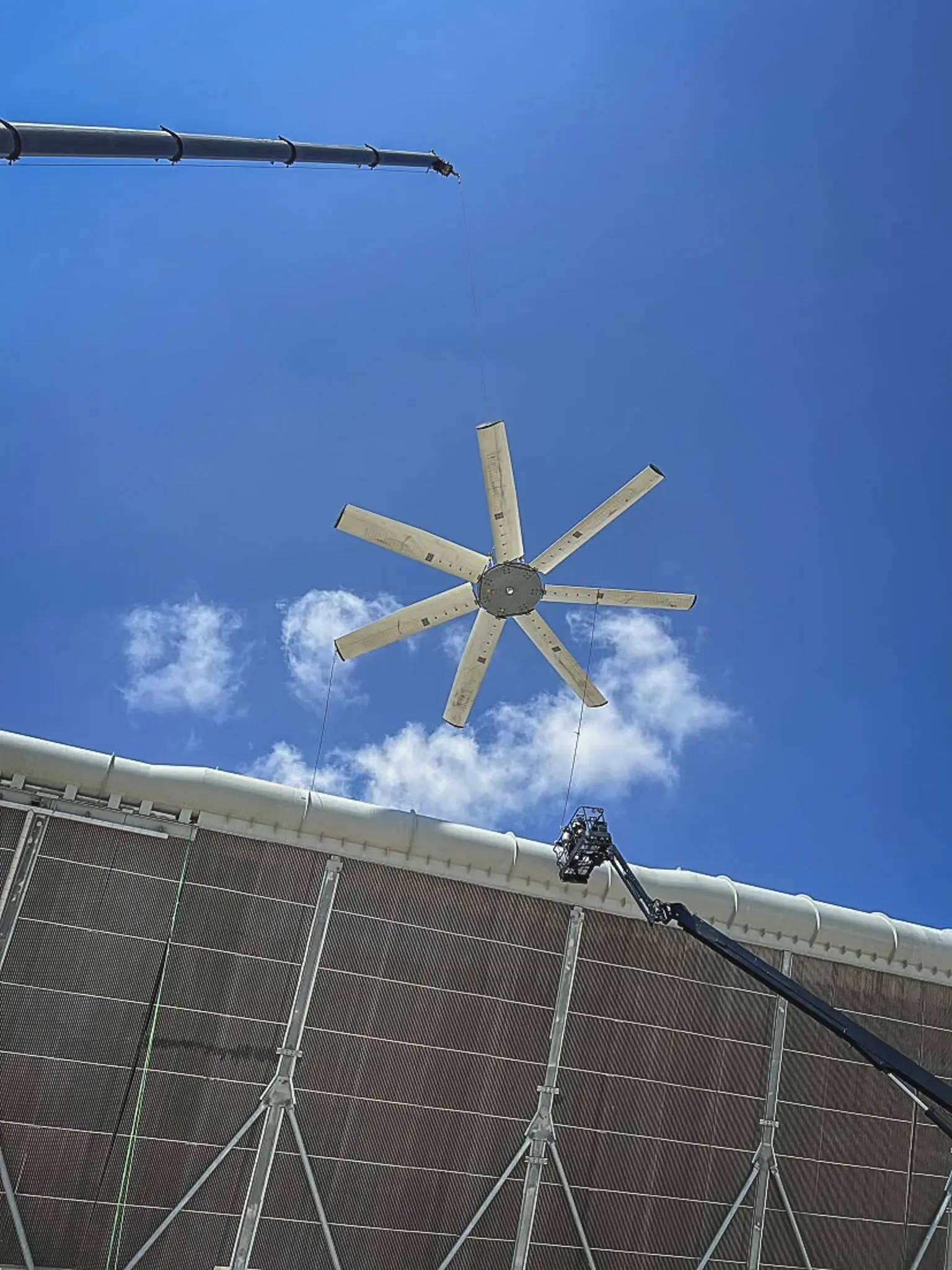 crane lift of fan blades